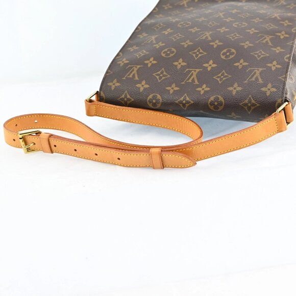 Authentic LOUIS VUITTON Monogram Musette Shoulder Bag bsj630-110725 - Picture 5 of 16